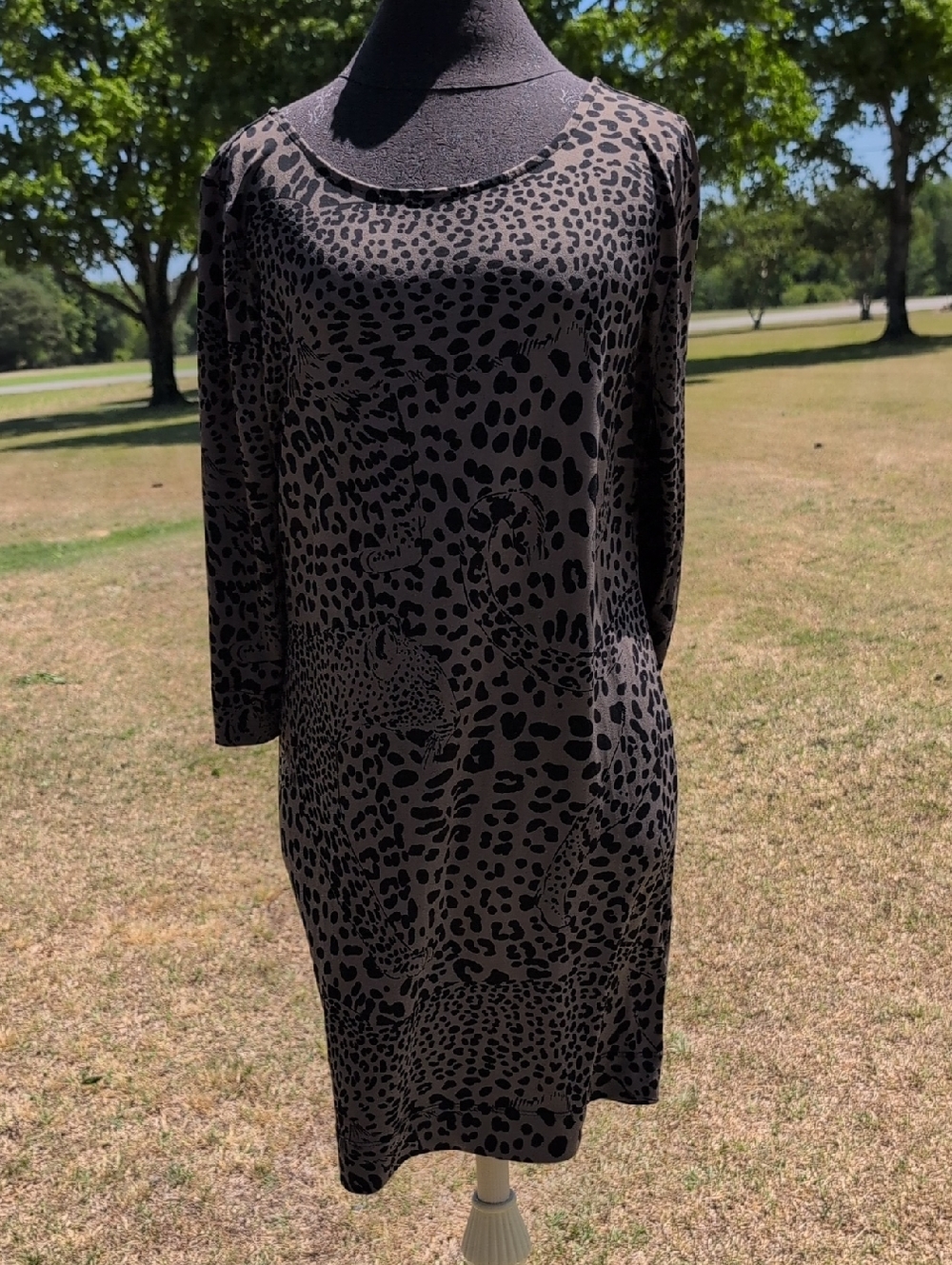 Banana Republic Women's Taupe and Black Animal-Print Shift Dress - Picture 1 of 5